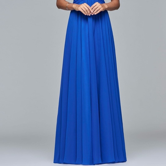 Dress - Picture 6 of 6